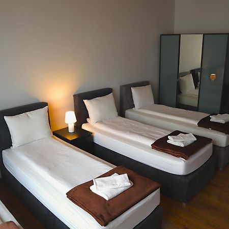 Fogra Travel Apartment คราคูฟ ภายนอก รูปภาพ