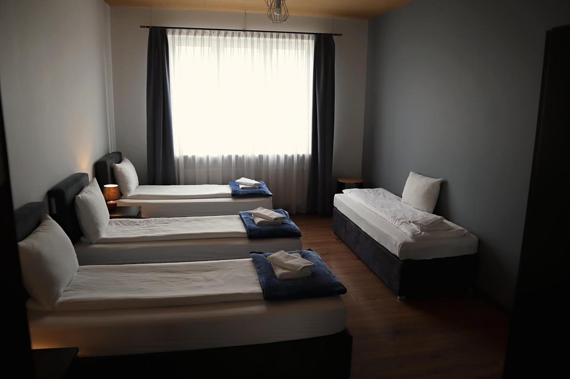 Fogra Travel Apartment คราคูฟ ภายนอก รูปภาพ